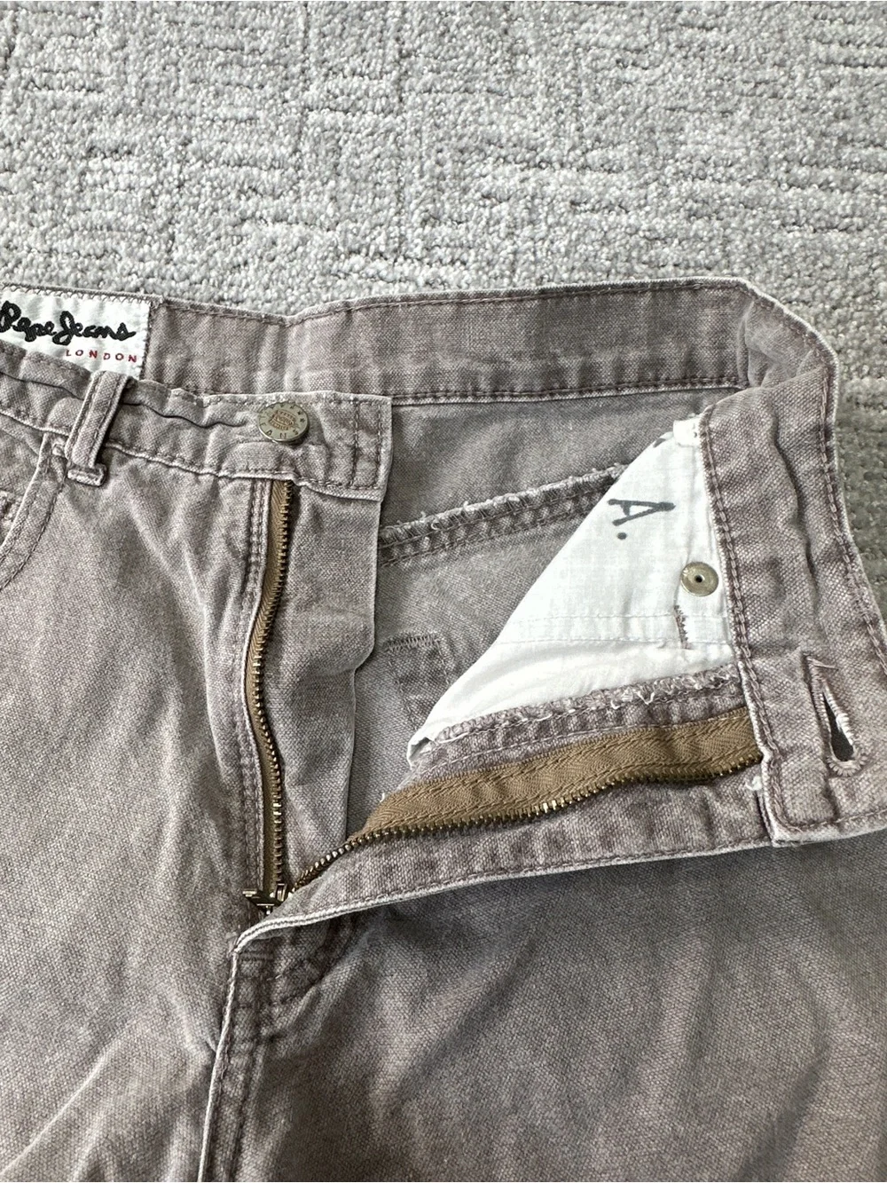 Pepe Jeans London High Rise Denim Shorts Taupe Cuffed Size 24 - Picture 11 of 12